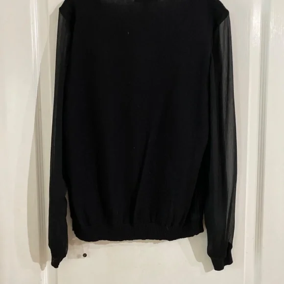 Top - Picture 2 of 2